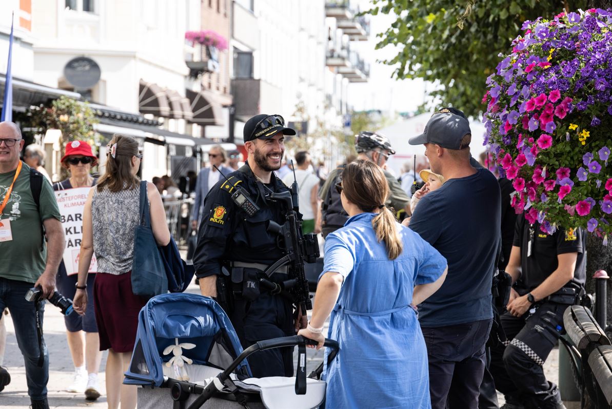 Foto Mona Hauglid Arendalsuka Endret Str Til Nettet